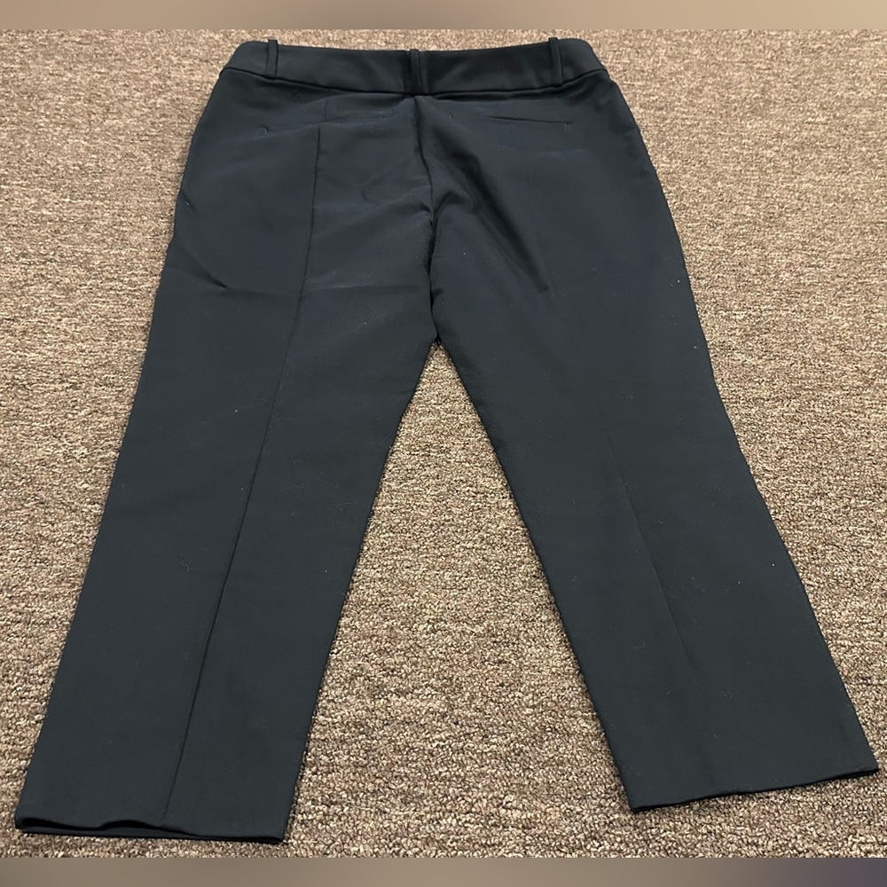 Like NEW! Women's LOFT Curvy Skinny ankle Black Pants Sz 8 - Picture 5 of 5